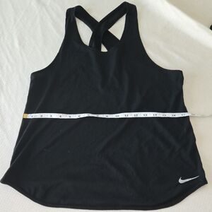 Nike Black Sleeveless Athletic Tank Top